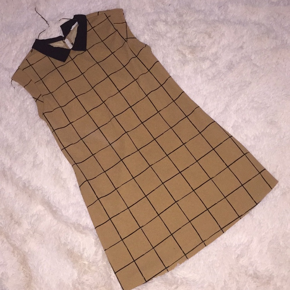 Tan Square-Patterned Dress with Black Collar